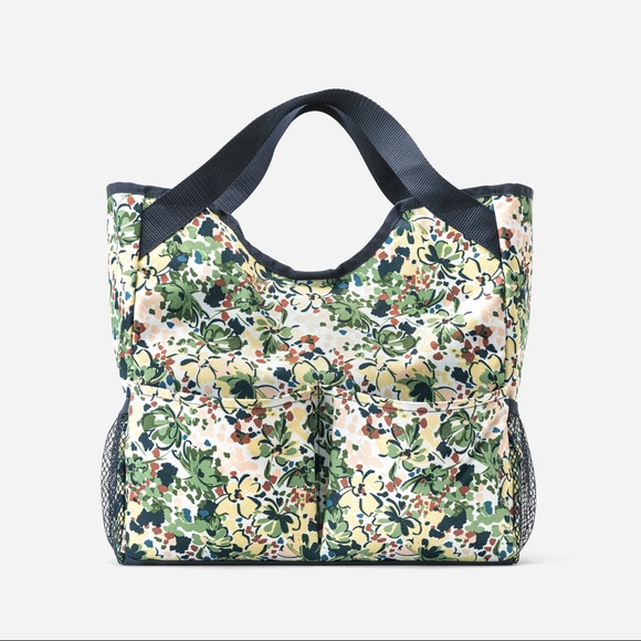 Get Outside Organizer Tote - Spring Floral - Picture 2 of 2